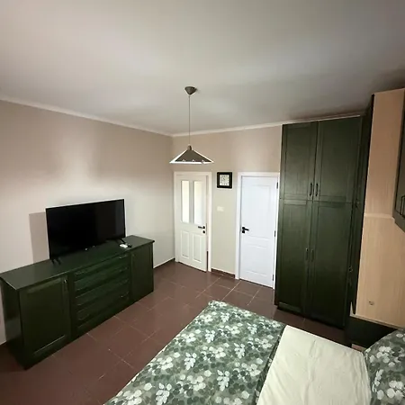Appartement The Sunset Pazari I Ri Parking Available Tirana