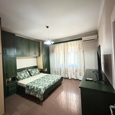 Appartement The Sunset Pazari I Ri Parking Available Tirana